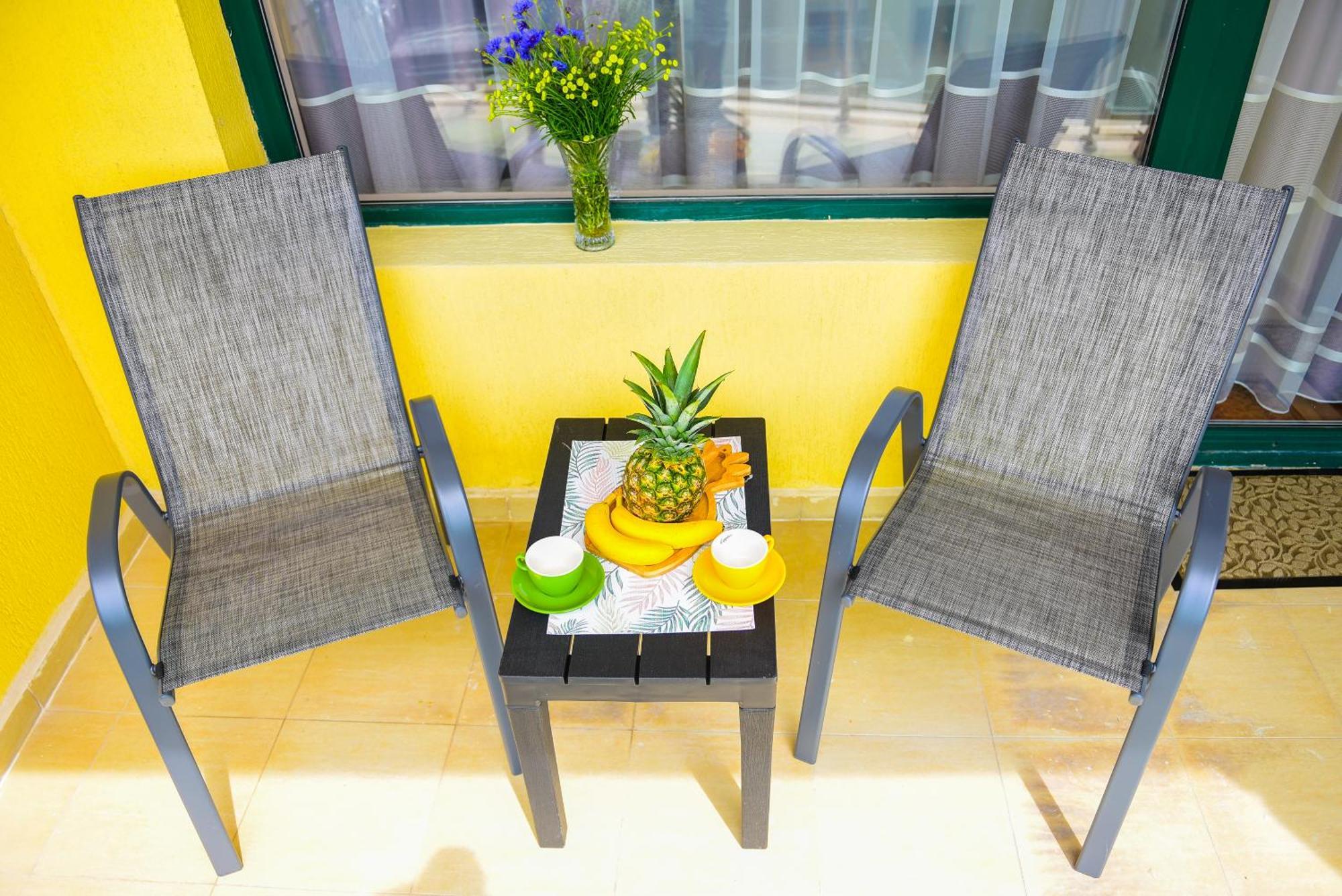Charming Sunny Apartment+Swimming Pool Saints Constantine and Helena Екстер'єр фото